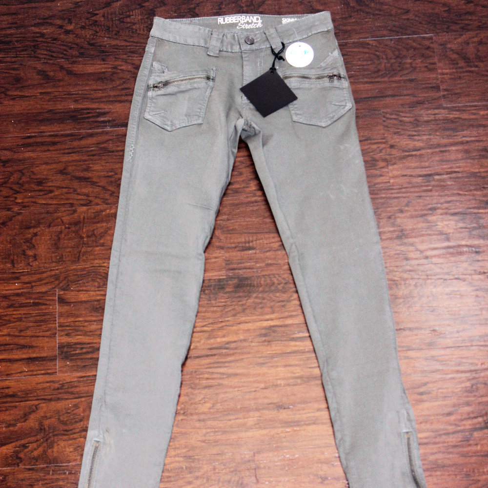 Olive Rubberband Jeans